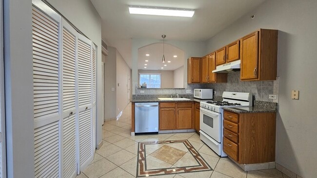 Photo - 151 N Waters Edge Dr Unit C