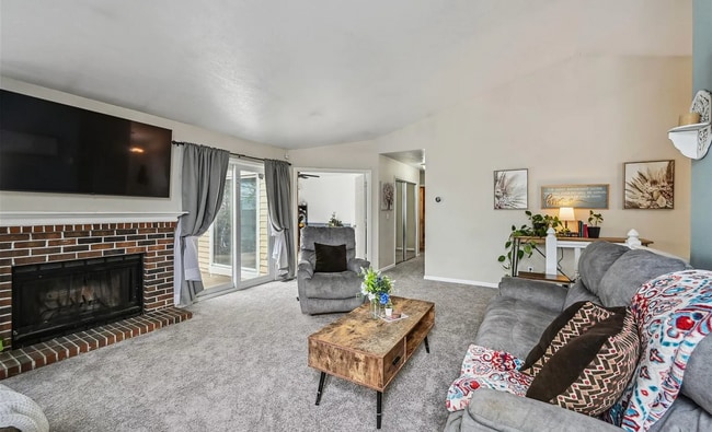 Photo - 646 S Joplin St