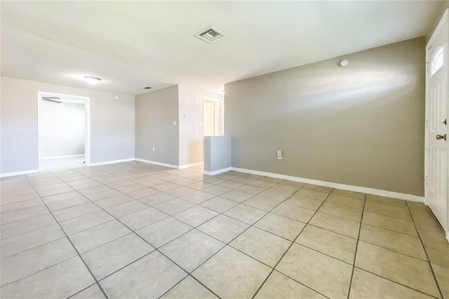 Photo - 1103 Chelsea Ln