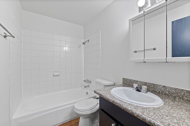 Cascade Firs Apartments