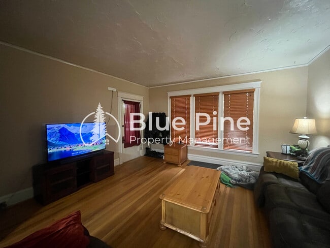 Photo - 284 S Ridge Ave