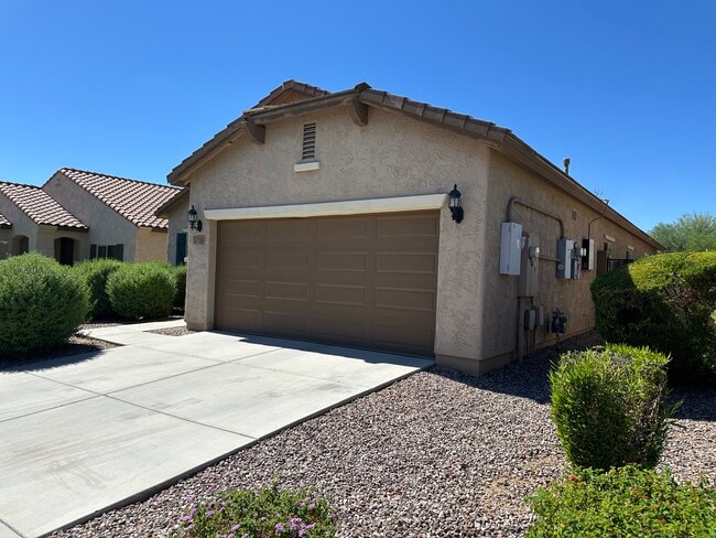 Photo - 33110 N 26th Ln House