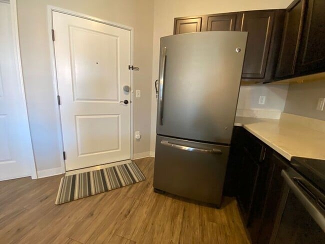 Photo - $1,500 | 1 Bedroom, 1 Bathroom Condo | No ...