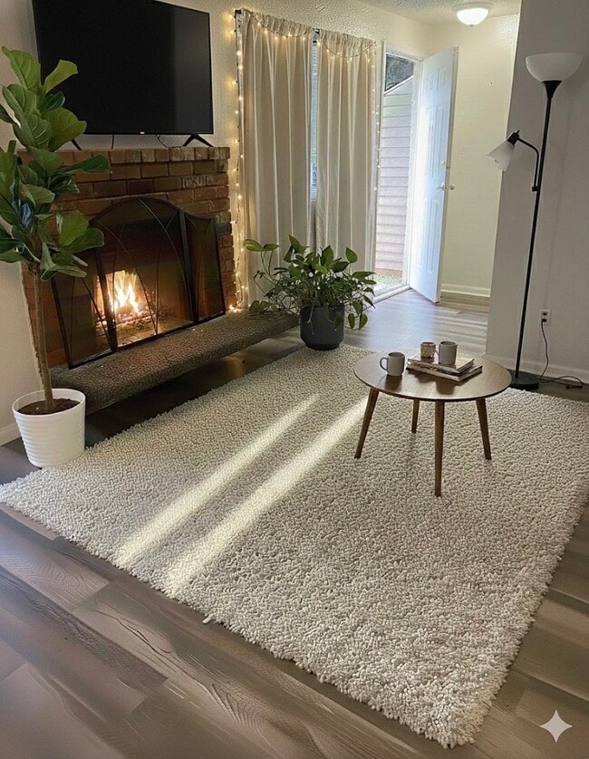 Photo - 216 Ellingson Dr Unidad D