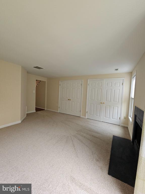 13918 Ludington Pl