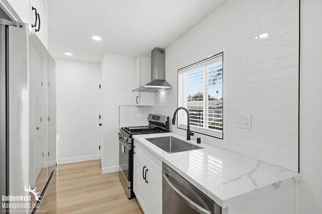 Photo - Newly Renovated 2Bdm 2Ba Stand Alone Unit with Private Yard in Chula Vista!