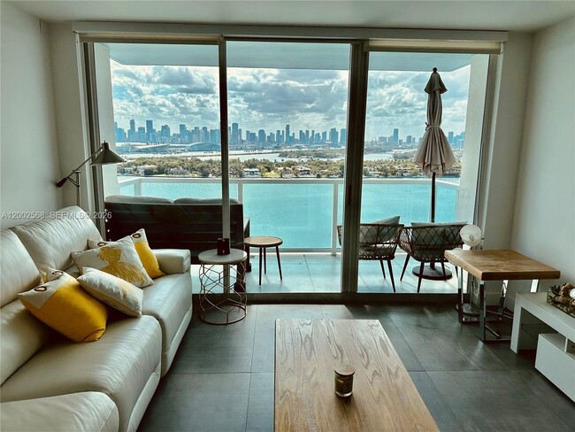 Photo - 650 West Ave Unit 2309