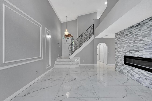 Building Photo - 1602 SW 159th Ave Rental