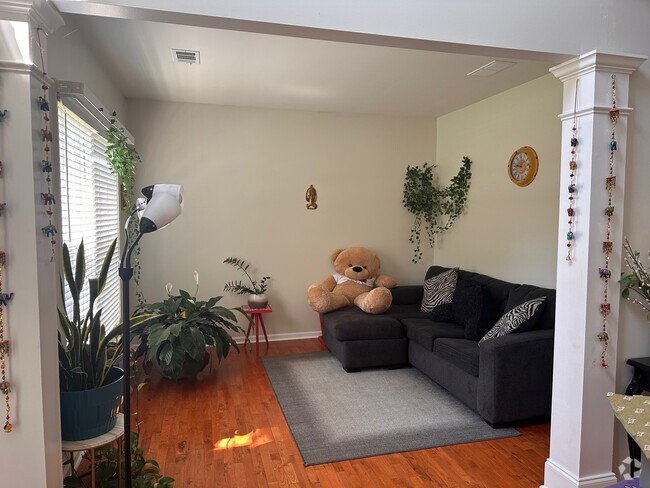 Building Photo - 5261 Tormeall Trace Rental
