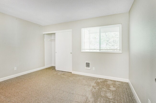 Photo - Oak Grove Terraces