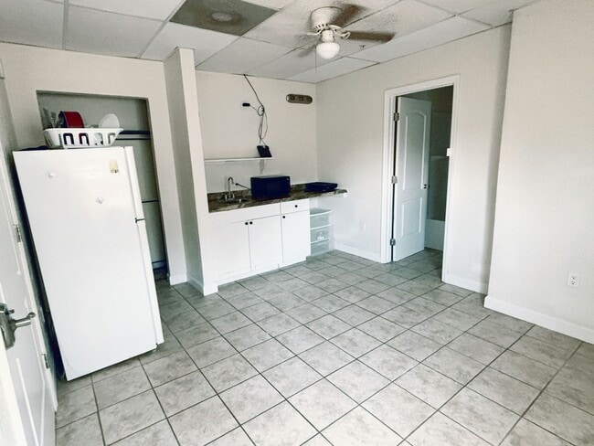 Photo - Weekly or monthly rentals studio units all utilities included Unit 12