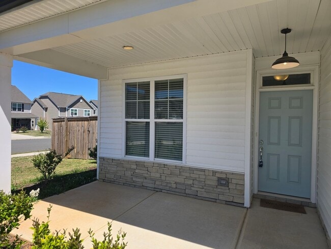 Photo - Perfect Mebane Location!