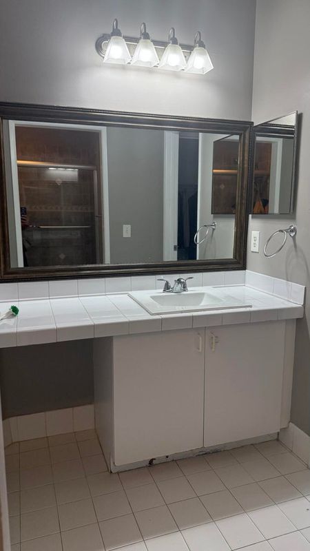 Photo - 6952 SW 39th St Unidad c202