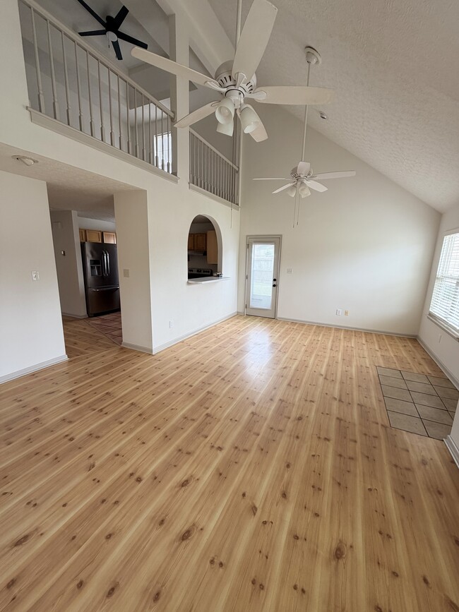 Photo - 761 Jennings Ct