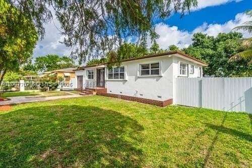 18011 NW 6th Ct