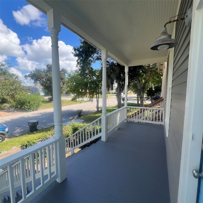 2809 Avenue O 1/2