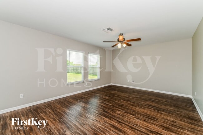 Photo - 123 SW 19th Terrace