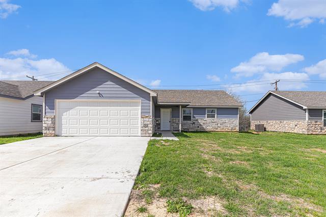 Photo - 417 S Cleburne Whitney Rd