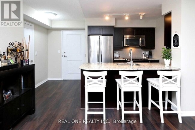 Photo - 35 Bastion St Unit 1212