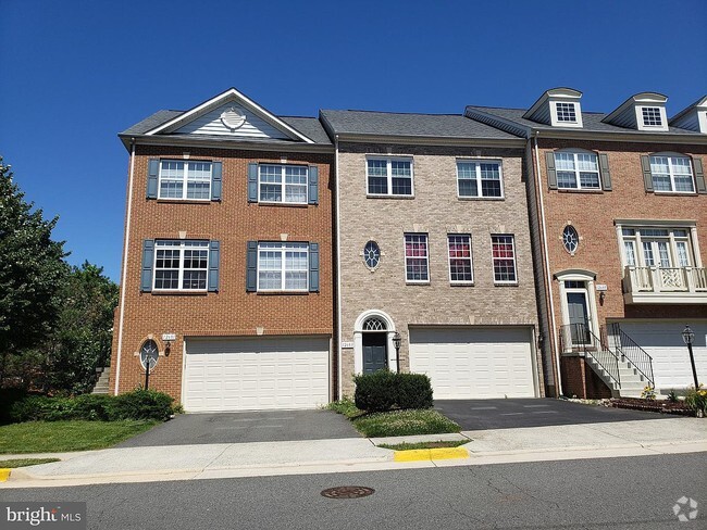 Exterior- Corner - 12681 Heron Ridge Dr Rental