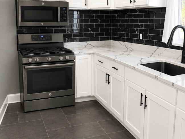 Photo - 4505 Hampnett Ave