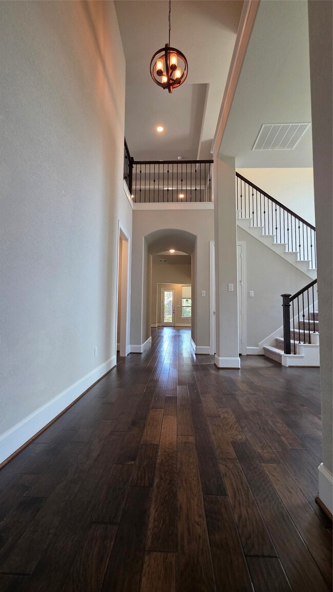 142 Mayfield Dr