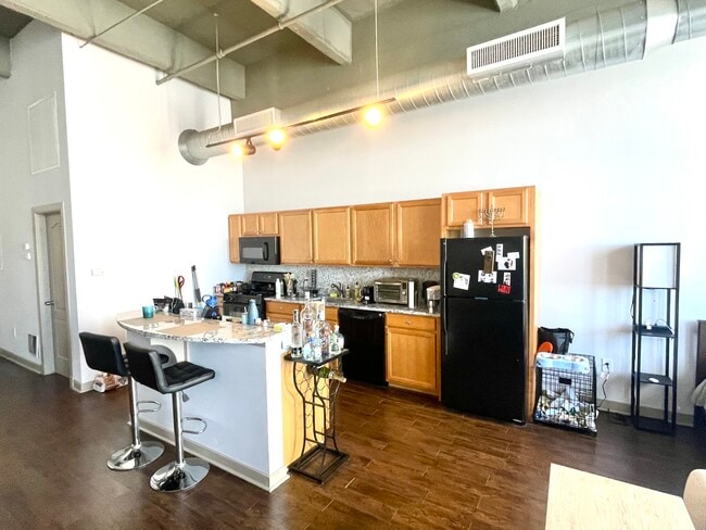 Photo - 511 N Broad St Unit 1003