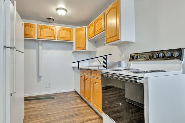 Photo - 800 State St