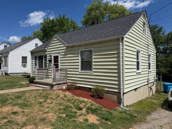 Photo - 2205 Plantation Rd NE