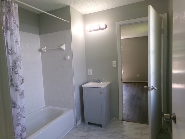 Photo - 8211 5th Ave N