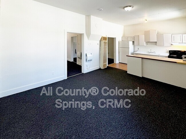 Photo - 215 N First Street