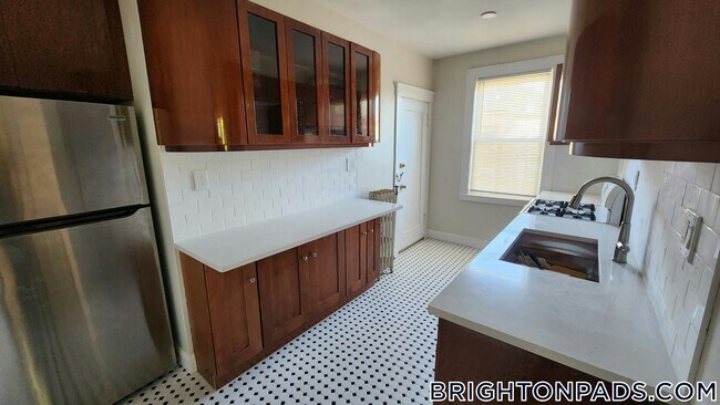 Building Photo - 26 Chiswick Rd