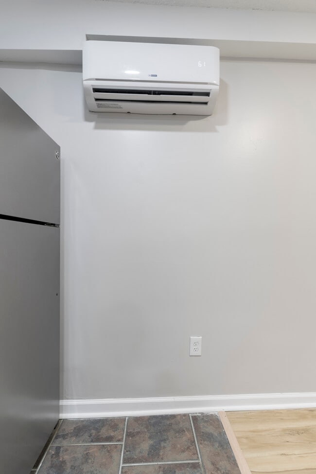 Photo - Affordable Luxury Apartment Near DC Unit 4