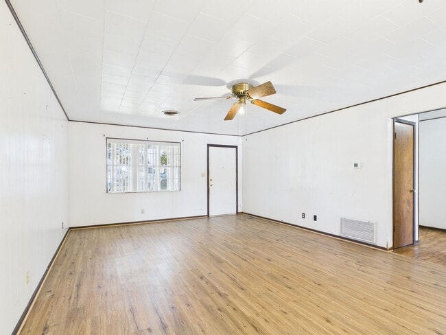 Photo - 126 Northwest Dr Unidad 21