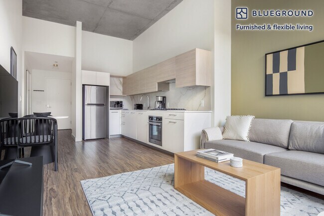 Photo - 165 North Des Plaines Street-SI FL3-ID750 Unidad SI FL3-ID750