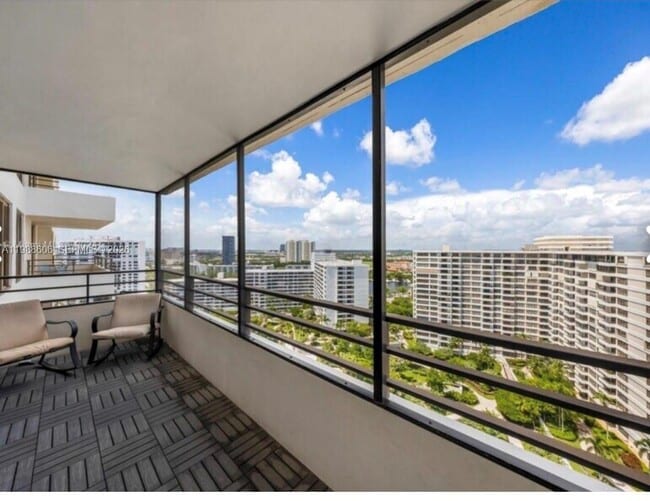 Photo - 2500 Parkview Dr Unit 2119