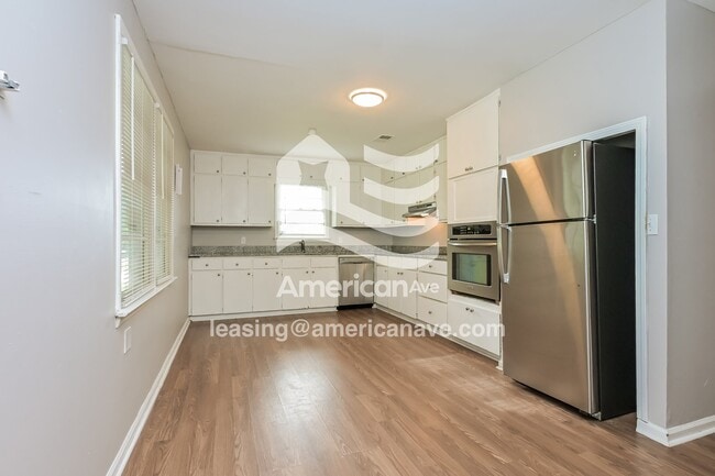 Photo - 426 Northside Dr
