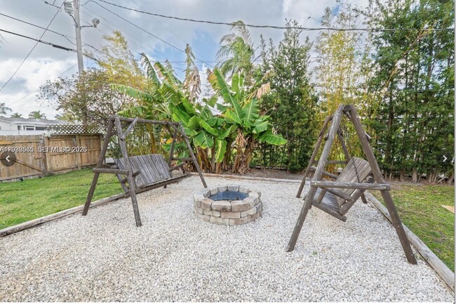 Photo - 1304 N 40th Ave