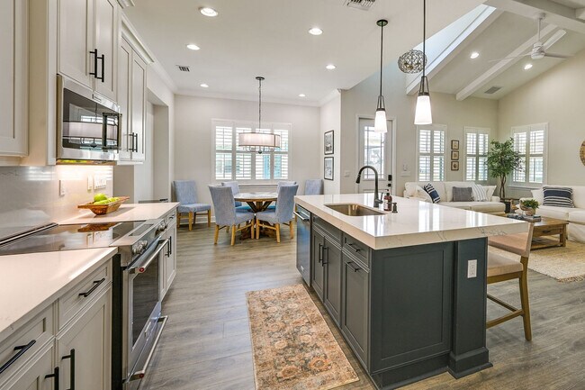 Photo - 7197 Saona CT Unit SI ID1545994P