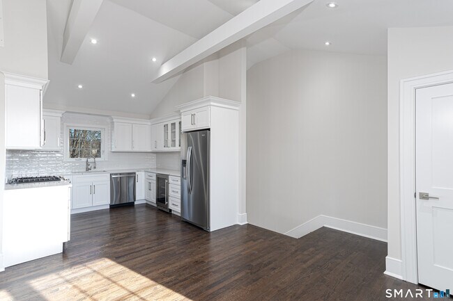 Photo - 38 Poe Ct