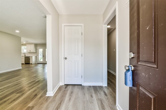 Photo - 515 Bellmar Ln