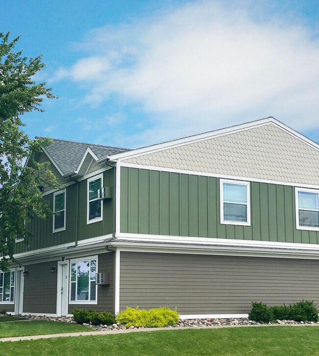 Woodland Village Townhomes