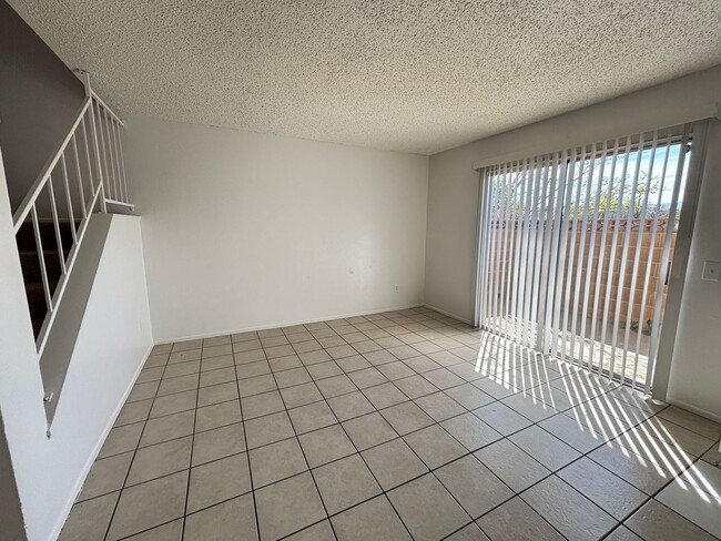 Photo - East Palmdale Townhouse