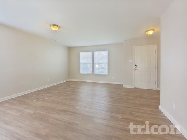 Photo - 1210 Willow Bridge Ct