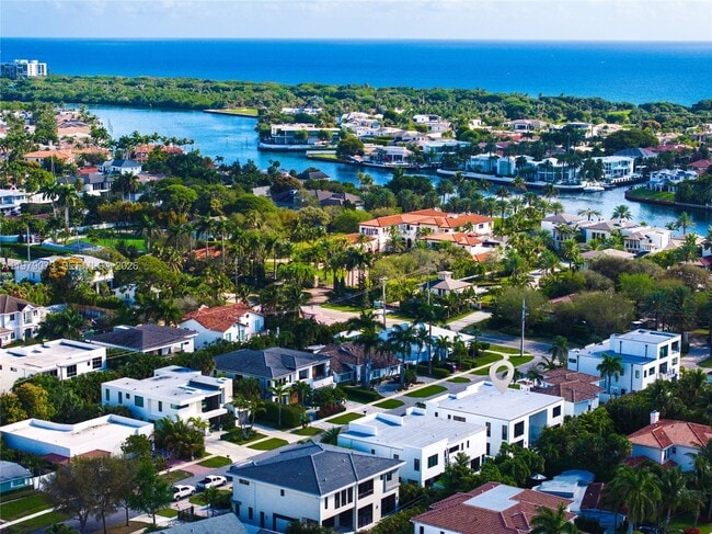 Photo - 464 NE 6th St