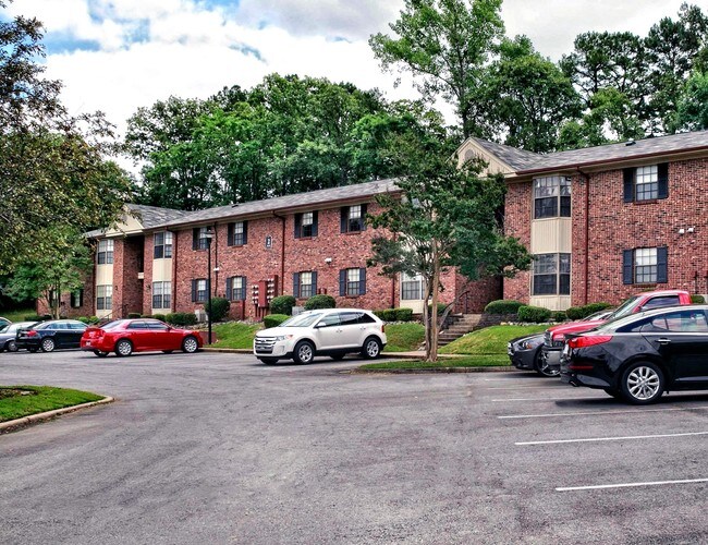 The Waterford Apartments For Rent in Little Rock, AR