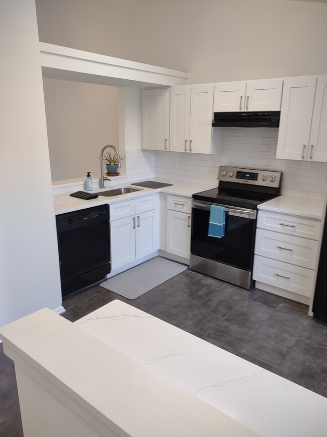 Brand new counter tops - 2803 Yarling Ct Unit 2803 Yarling Court