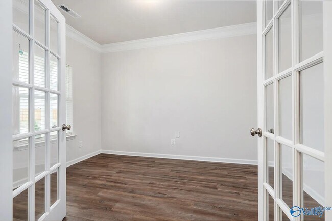 Photo - 16879 Hollings Trl NW