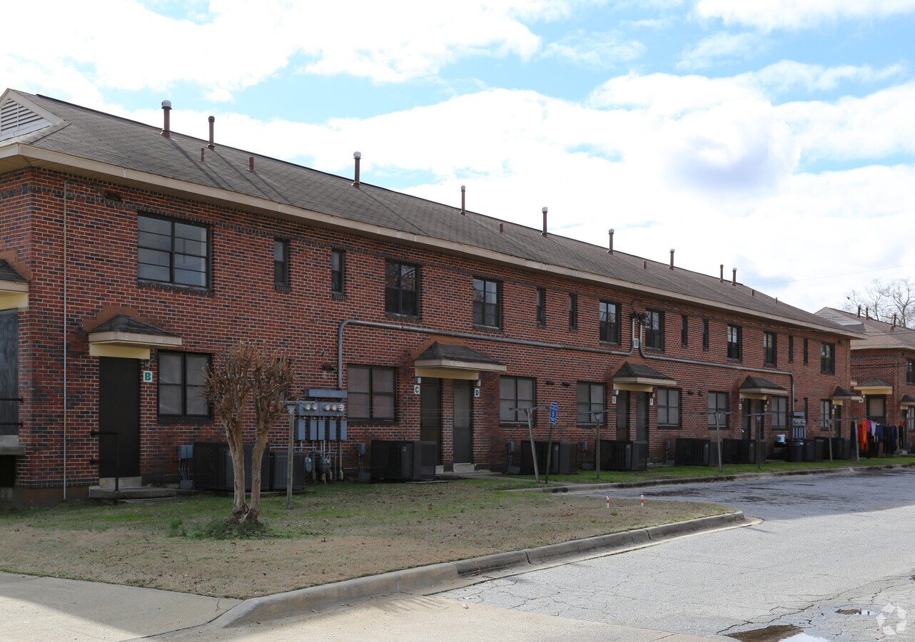 Photo - Booker T. Washington Apartments