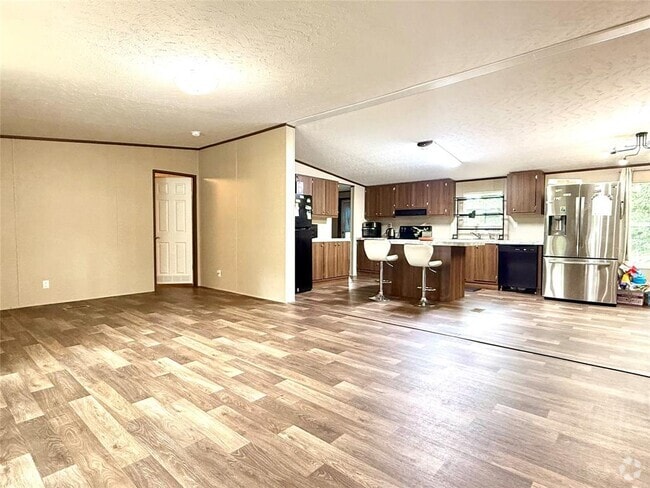 Building Photo - 17008 FM 1484 Rd Rental